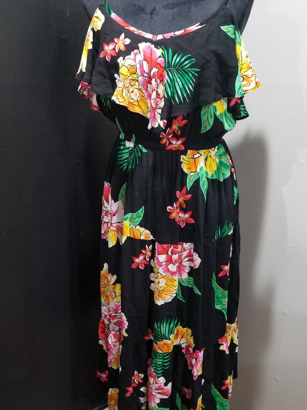 Women’s Black Floral Midi Dress Luau Dress with Ruffle Neckline